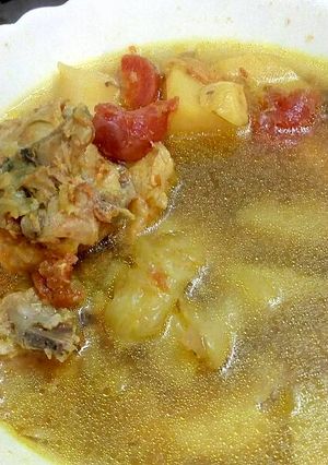 A picture of Chicken with Vegetables soup.