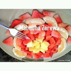 A picture of Fruit party.