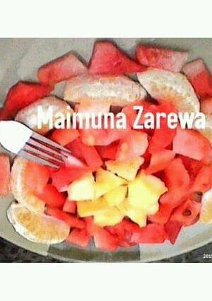 A picture of Fruit party.