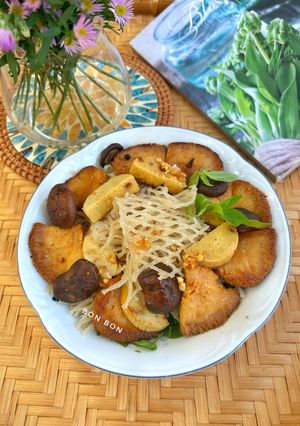Hình của món Phở Sắn Trộn Nấm Hầu Thủ Chay.