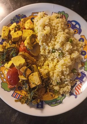 Gombás-spenótos-paradicsomos tofu recept fotója