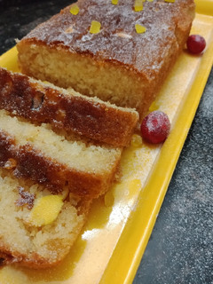 A picture of Lemon cake.