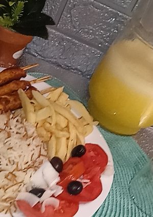 صورة لوصفة طبق مشكل وصحي رووعة بصدر دجاج وارز نشكل مشاوي الدجاج امممم يهبل