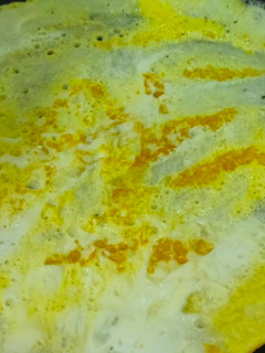 முட்டை தோசை(egg dosai) (Muttai dosai recipe in tamil) செய்முறை முக்கிய புகைப்படம்
