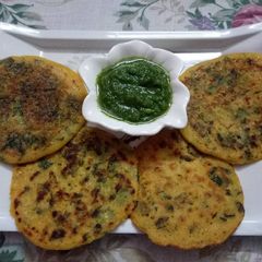 Besan & Rava methi pancake A picture of Besan & Rava methi pancake.