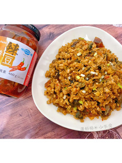 川菜黑嚕嚕~皮蛋炒肉末 的食譜成品照片