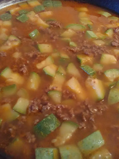 Una foto de Carne molida con calabacitas