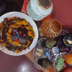 A picture of Mango chocolate chocolate puree dip cake..#WIS#.