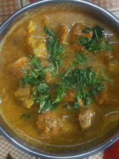 દૂધી કોફતા કરી (Dudhi Kofta Curry Recipe In Gujarati) રેસીપી મુખ્ય ફોટો