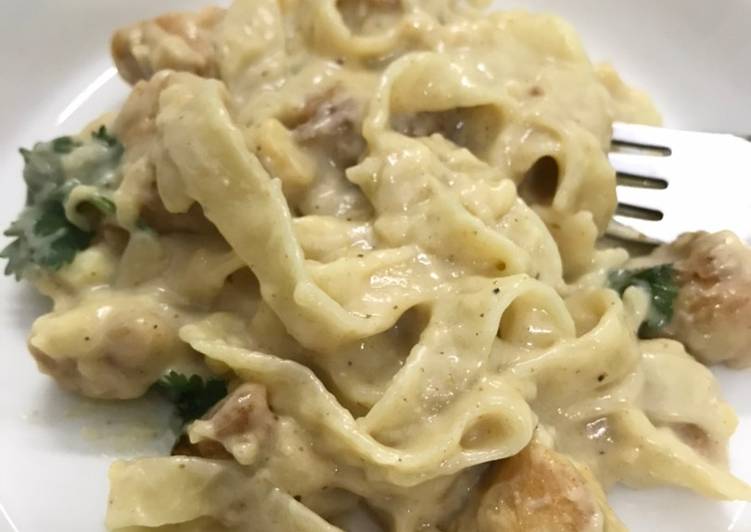 How to Prepare Favorite Chicken Alfredo Pasta