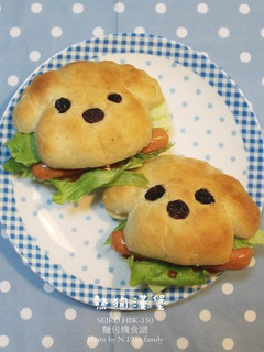 【肉桂打噴嚏】熱狗漢堡 的食譜成品照片