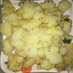 A picture of Falahari aloo.