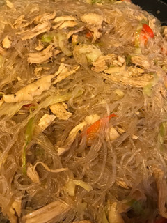 A picture of Pancit Sotanghon.