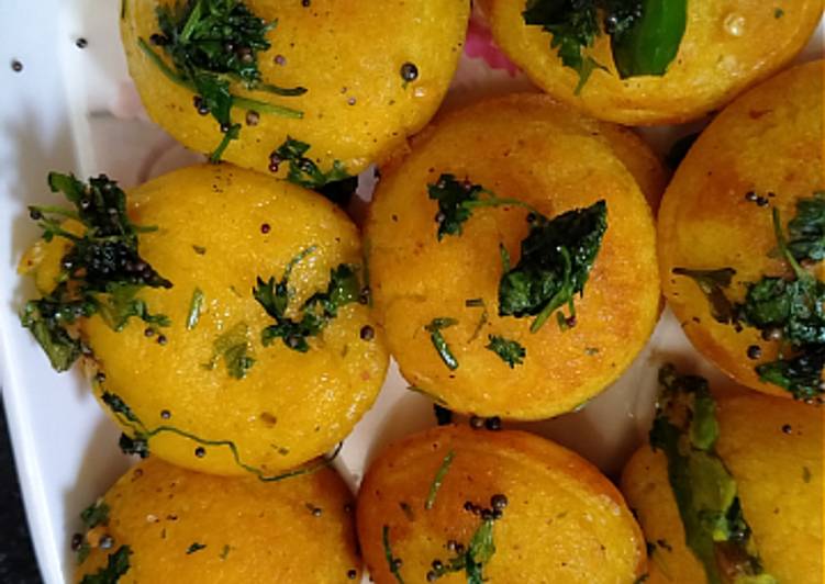 Steps to Make Homemade Appe crispy dhokla