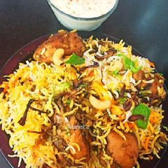 A picture of Handi Chicken Biryani.