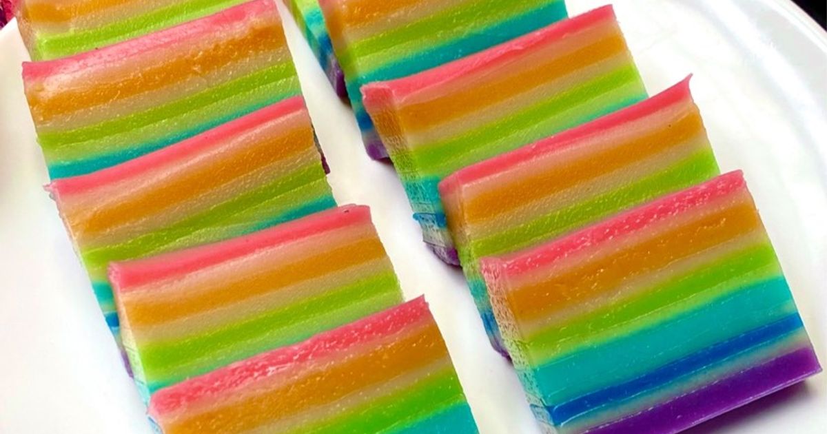 Kue Lapis Pelangi
