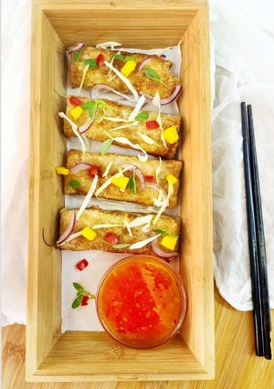 Una foto de Rollitos de primavera de cerdo con masa Brick