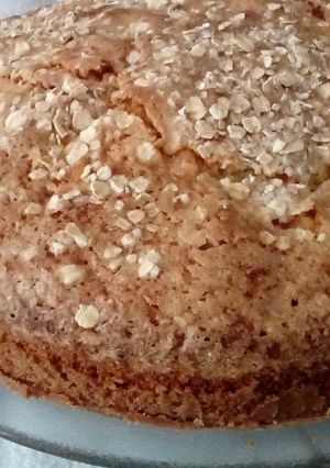 Una foto de Torta de pera y dulce de membrillo