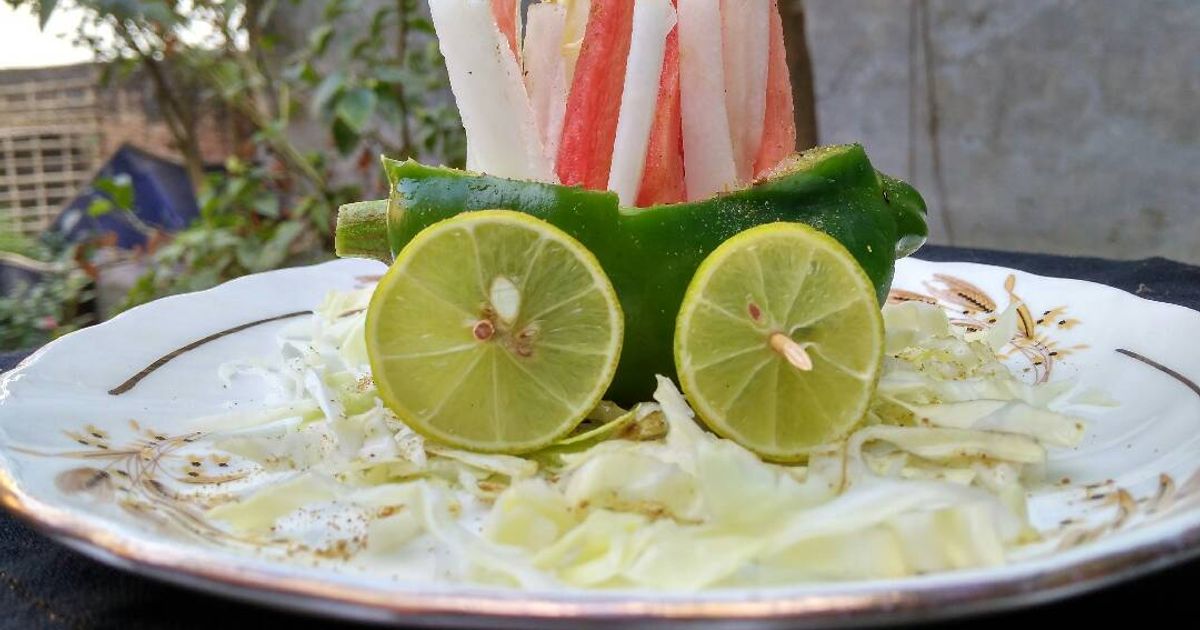 Salad Train Capsicum Train Salad Recipe by Nisha Srivastava - Cookpad