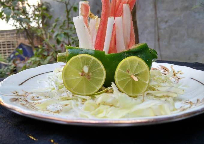 Capsicum train salad