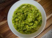 A picture of avocado fruit