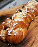 Trenza de canela y pasas