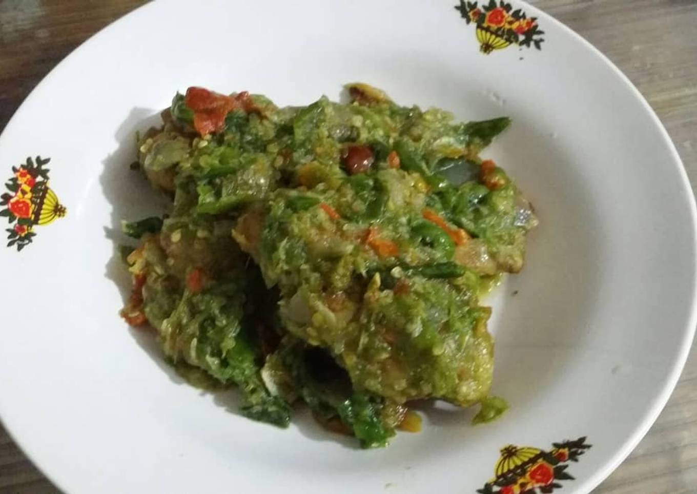 Ayam goreng sambal ijo