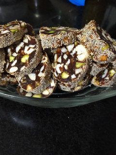 A picture of Date and nut roll (No Sugar).