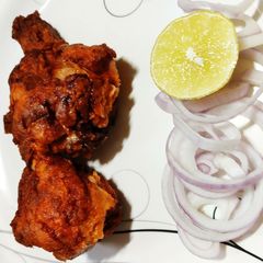 A picture of Chicken Leg piece pakora.