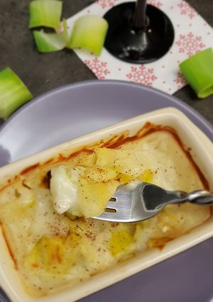 Une photo de °gratin de poireaux au camembert °