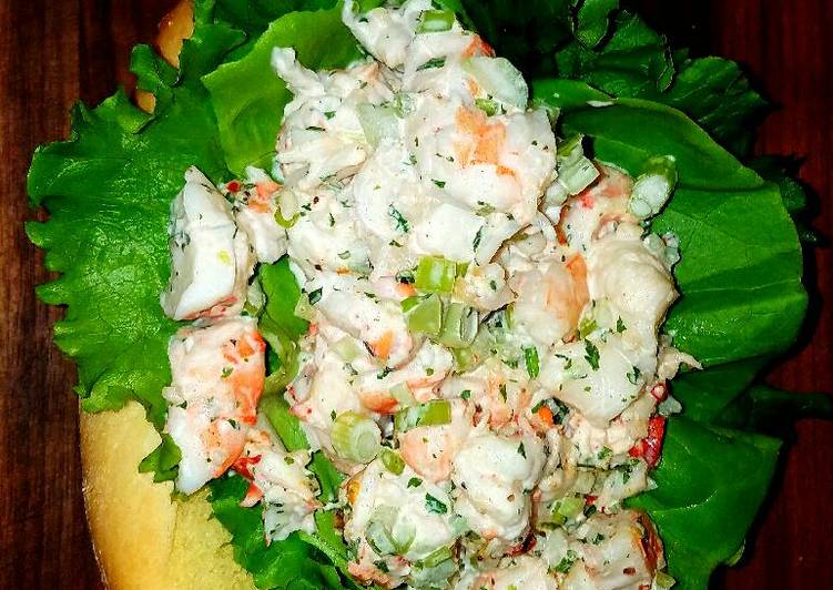 Simple Way to Make Quick Mike’s New Orleans Lobster, Shrimp & Crab Meat Po Boys