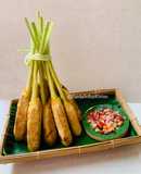 Sate Lilit Daging Ayam Dengan Sambal Matah