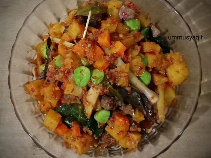 Easy Steps Prepare Recipes Sambel Goreng Kentang Ati Pete Wortel the So Delicious Delicious.