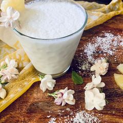 3 ingredient Refreshing Piña Colada 🍸🍍🥥 A picture of 3 ingredient Refreshing Piña Colada 🍸🍍🥥.