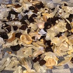 California Farm Made Black Garlic A picture of California Farm Made Black Garlic.