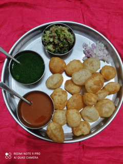 પાણીપુરી (Panipuri Recipe In Gujarati) રેસીપી મુખ્ય ફોટો