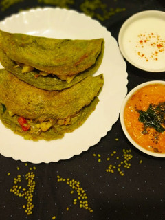 ગ્રીન મૂંગ મસાલા ઢોસા (Green Moong Masala Dosa Recipe In Gujarati) રેસીપી મુખ્ય ફોટો