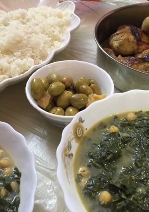 صورة لوصفة سبانخ بالدجاج ورز