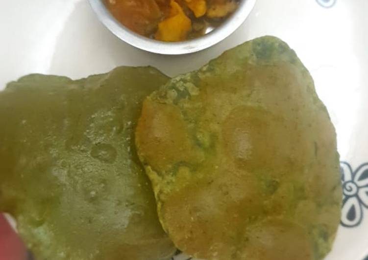Recipe of Any-night-of-the-week Palak Puri