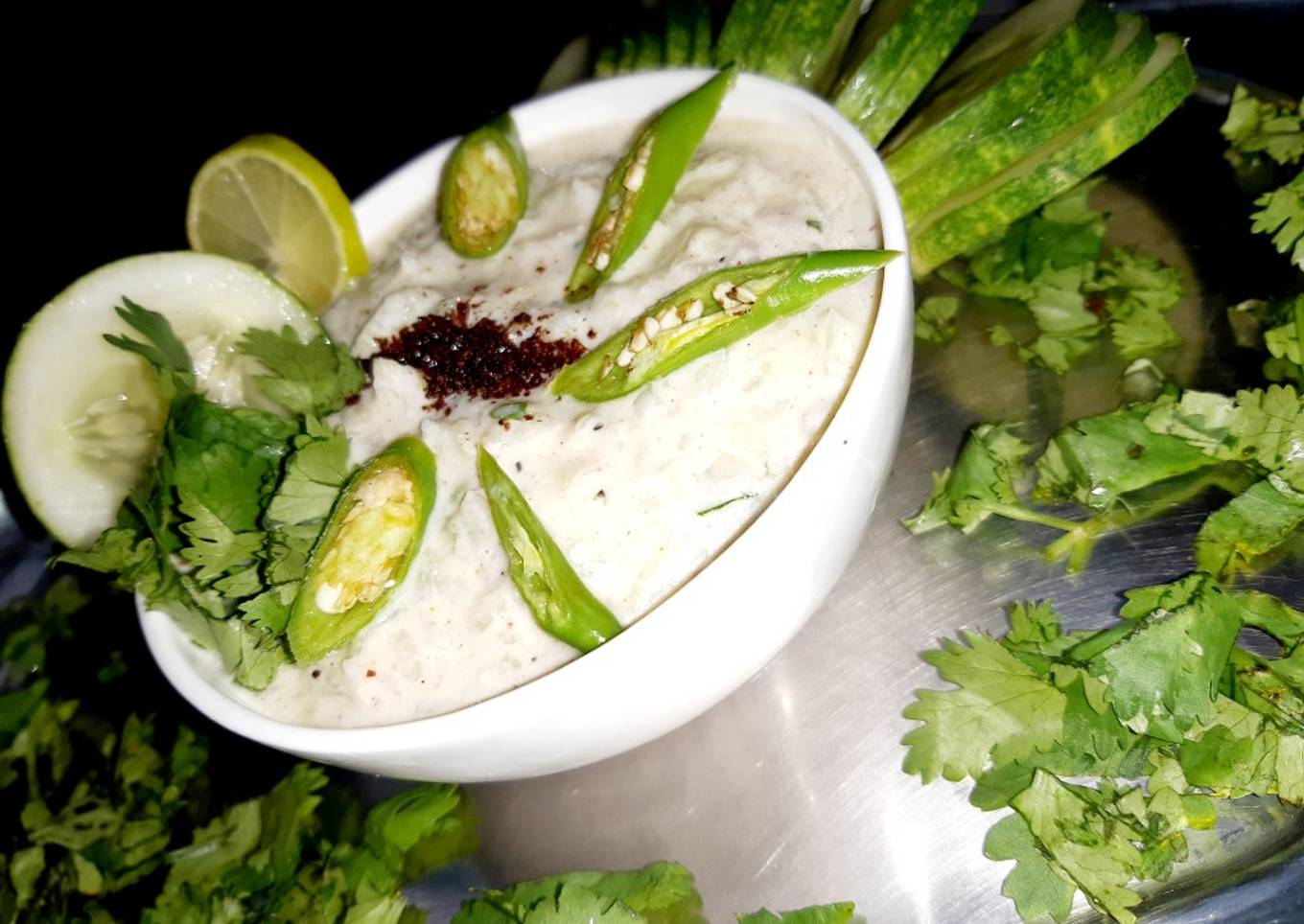 Cucumber raita
