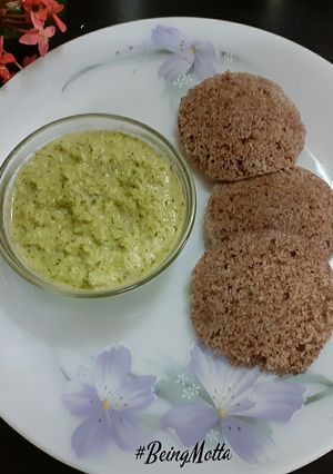 A picture of Ragi Idli.