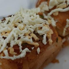 A picture of Masala Chessy Pav.