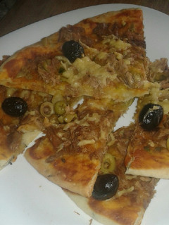 صورة لوصفة بيتزا التونة