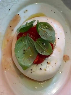 Foto de Burrata com Tomate