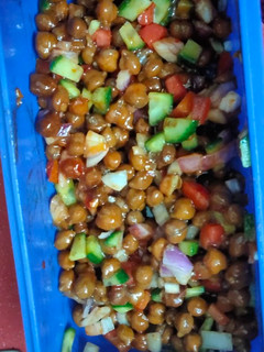 A picture of Chana chat.
