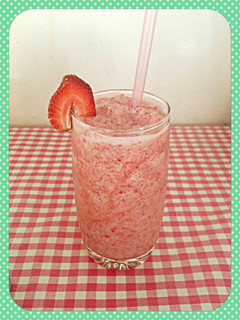 Una foto de Smoothie de fresa bajo en calorías