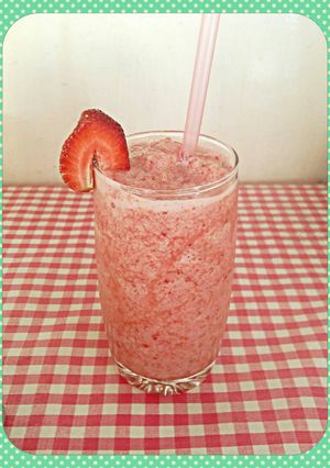Una foto de Smoothie de fresa bajo en calorías