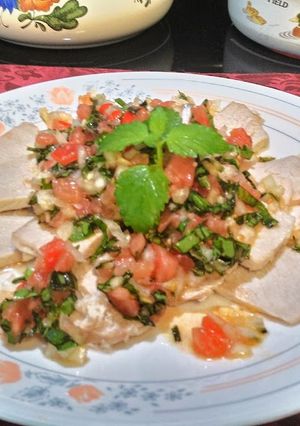 冰箱剩菜變身~里肌肉佐洋蔥蕃茄莎莎醬 的食譜成品照片