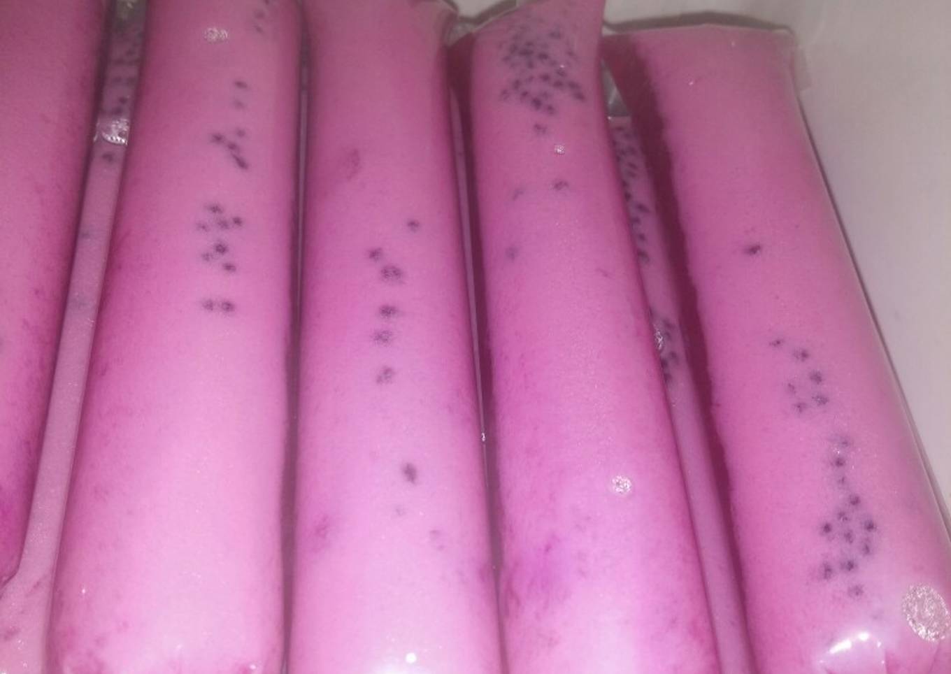 Es Lilin Buah Naga
