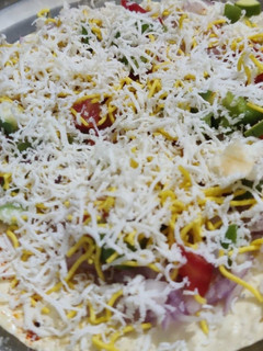 ચીઝ મસાલા પાપડ (Cheese Masala Papad Recipe In Gujarati) રેસીપી મુખ્ય ફોટો
